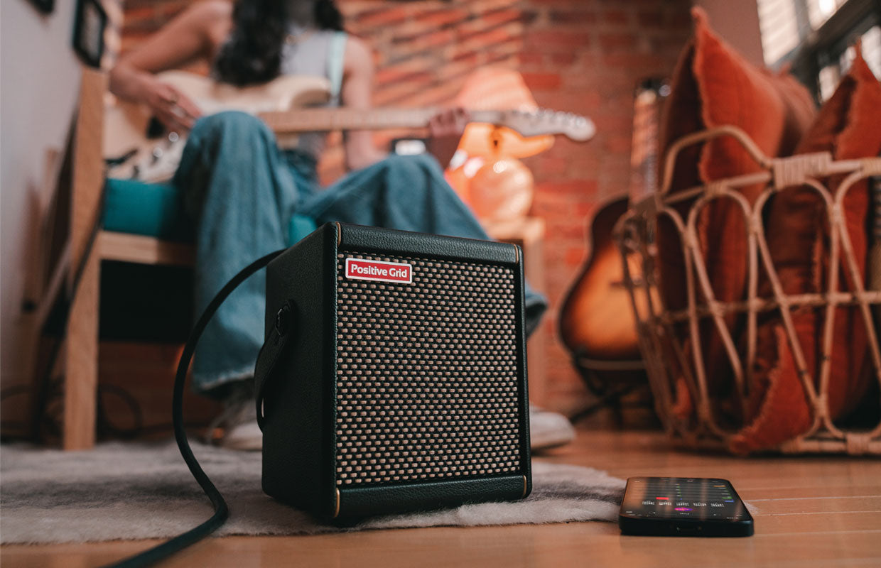 Positive Grid Spark Review - Is It The Best Guitar Practice Amp? -  LeftyGuitarist