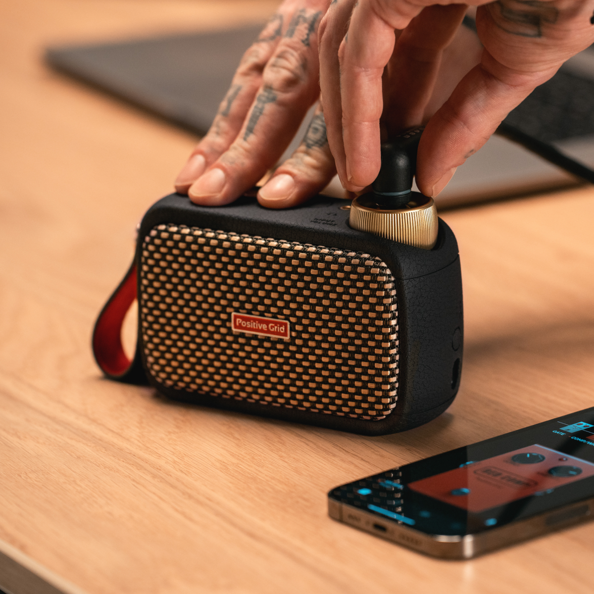 Spark GO Portable Smart Guitar Amp & Bluetooth Speaker - Positive Grid